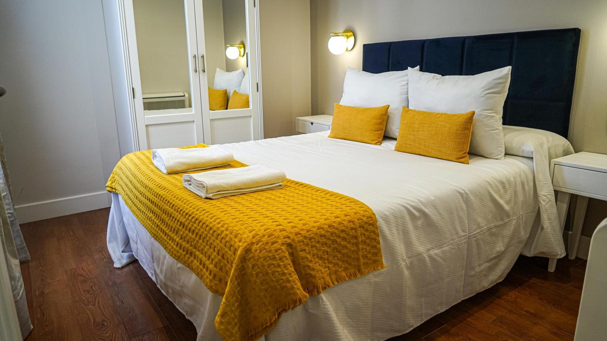 Apartamentos Puente Romano Suites Merida Exterior foto