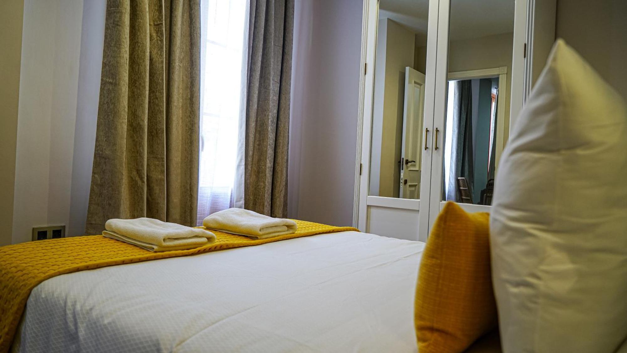 Apartamentos Puente Romano Suites Merida Exterior foto