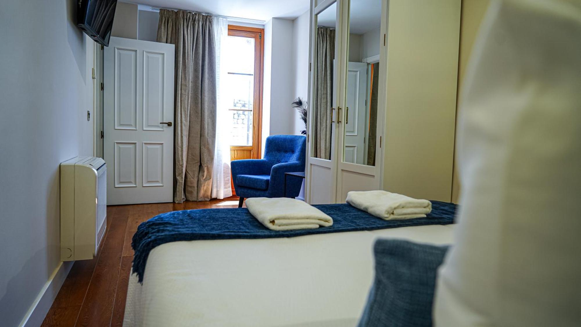Apartamentos Puente Romano Suites Merida Exterior foto